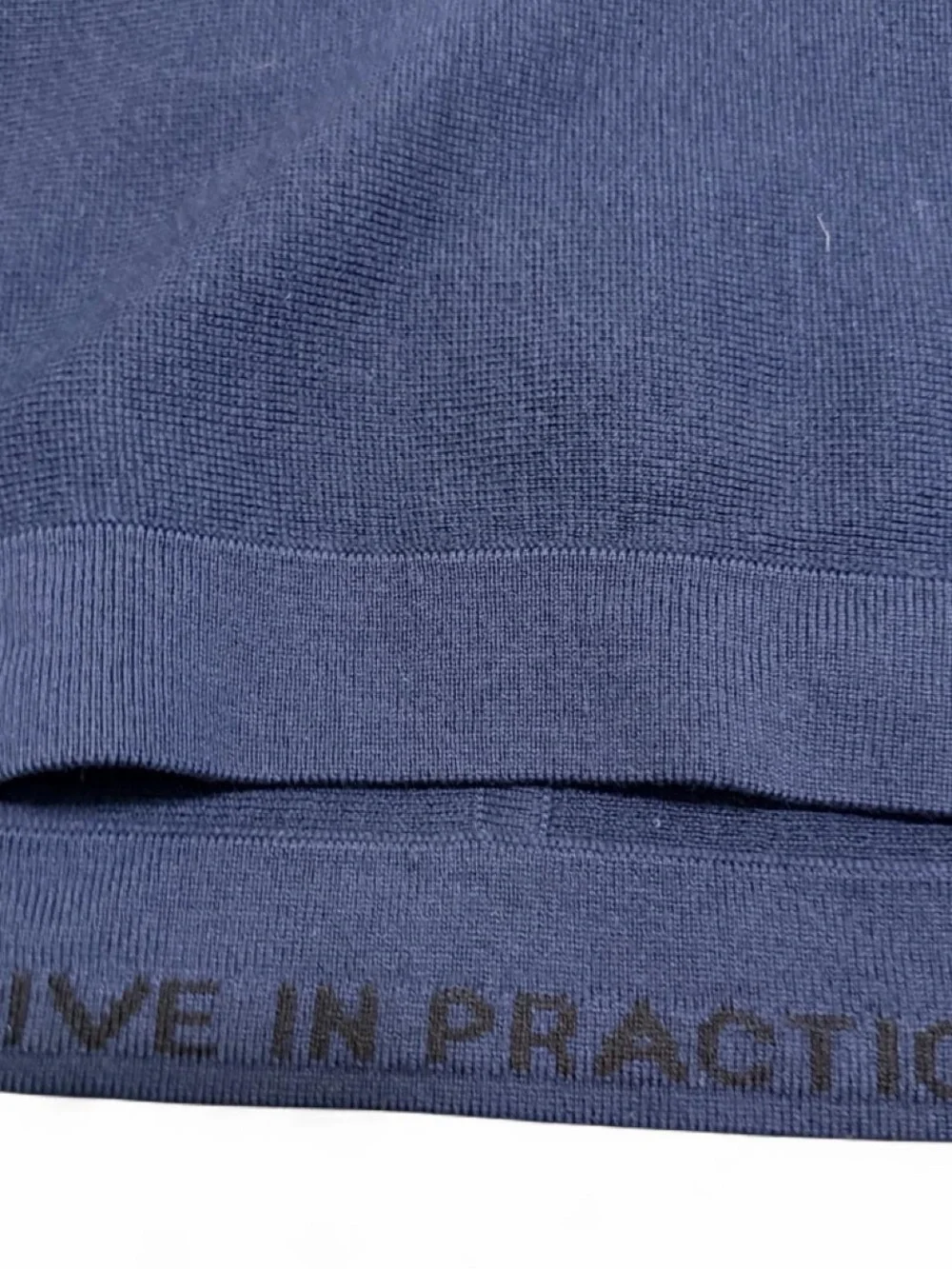 lululemon athletica Men’s Classic Navy Crewneck Pullover